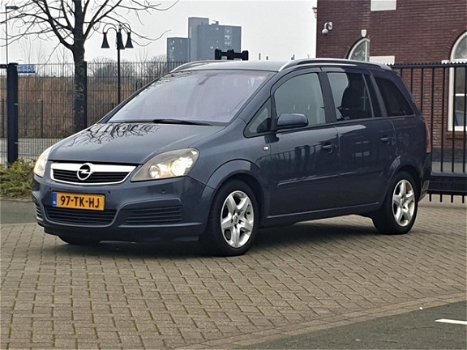 Opel Zafira - 1.9 CDTi Business / Automaat / PDC / 7 Persoons / Nap - 1