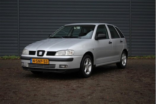 Seat Ibiza - 1.4 Stella + 5 DEURS l AIRCO l NIEUWE APK l - 1