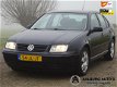 Volkswagen Bora - 1.6-16V Highline 2002 Clima (APK 12-2020) - 1 - Thumbnail