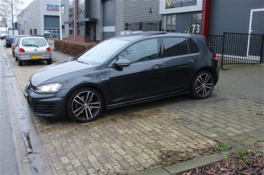 Volkswagen Golf - 2.0 TDI 184pk GTD Sport&Sound DSG - 1