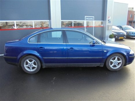 Volkswagen Passat - vw passat 2.0 comfortline - 1