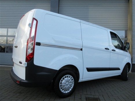 Ford Transit Custom - 2.2 TDCI 155pk L1H1 airco 3 zits - 1