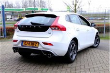 Volvo V40 - 2.0 D2 R-Design Xenon/Leder/Navi