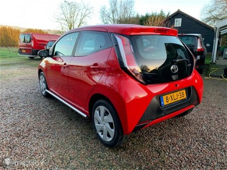 Toyota Aygo - 1.0 VVT-i x-play - 1