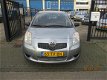 Toyota Yaris - 1.3 VVTi Terra , 5 deurs , zeer nette auto - 1 - Thumbnail