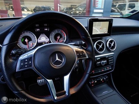 Mercedes-Benz A-klasse - 200 Ambition AMG-PAKKET NAVI/XENON/CRUISE/CLIMA/DODE HOEK DETECTIE/ETC - 1