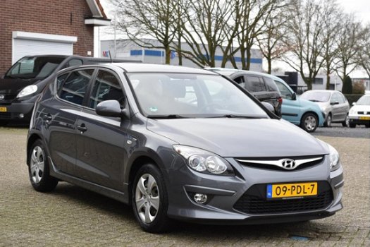 Hyundai i30 - 133dkm Airco Cruise 5-drs Nwe APK - 1