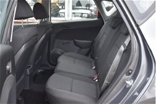 Hyundai i30 - 133dkm Airco Cruise 5-drs Nwe APK