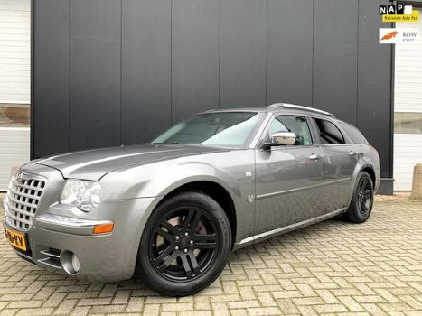 Chrysler 300C Touring - 2.7 V6 '07 ORG NL/AUT/XENON/18''LMV/NAP/ZR MOOI - 1