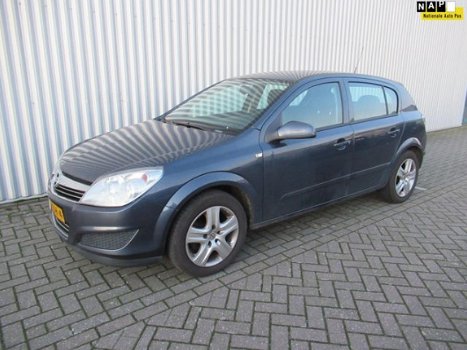 Opel Astra - 1.6 Executive 2 maanden garantie - 1