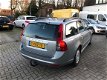 Volvo V50 - 1.6D DRIVe Summum AIRCO / CRUISE / TREKHAAK / LEDER - 1 - Thumbnail