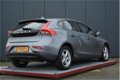 Volvo V40 - 2.0 T2 Kinetic Business Pack Connect - 1 - Thumbnail