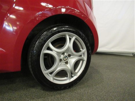 Alfa Romeo MiTo - 1.3 JDTM Distinctive (Navi/Clima/Cruise) - 1