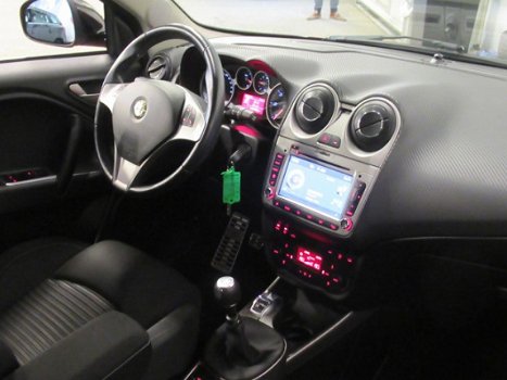 Alfa Romeo MiTo - 1.3 JDTM Distinctive (Navi/Clima/Cruise) - 1