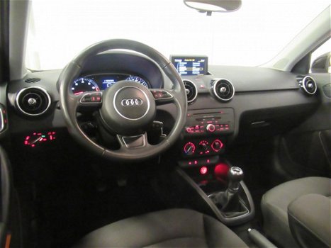 Audi A1 Sportback - 1.2 TFSi Admired (Navi/Cruise/PDC) - 1