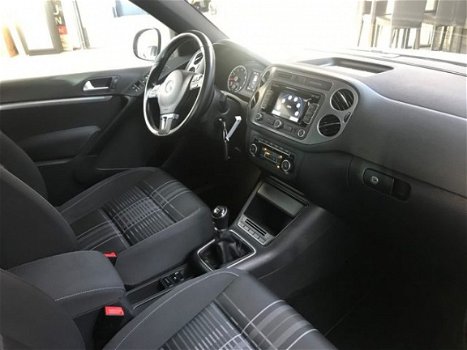 Volkswagen Tiguan - 1.4 TSI Lounge - 1