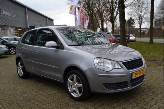 Volkswagen Polo - 1.2 Optive Inc Nwe APK - 1