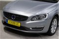 Volvo V60 - Euro6 D3 Summum Leder Navigatie Trekhaak 150pk VERWACHT 18-01-2020 - 1 - Thumbnail