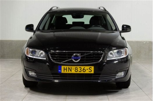 Volvo V70 - Euro6 D3 Dynamic Edition Navigatie Leder Trekhaak 150pk VERWACHT 07-01-2020 - 1