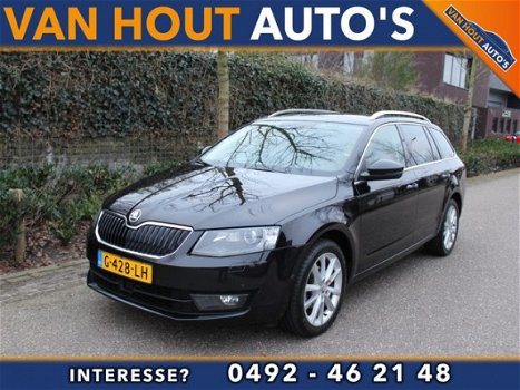 Skoda Octavia Combi - 1.6 TDI Elegance AUTOMAAT | LEDER | PANO-DAK | NAVI - 1