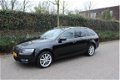 Skoda Octavia Combi - 1.6 TDI Elegance AUTOMAAT | LEDER | PANO-DAK | NAVI - 1 - Thumbnail