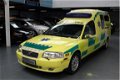 Volvo S80 - 2.4 D5 Nilsson Ambulance GRIJS KENTEKEN Lage bijtelling - 1 - Thumbnail