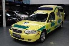 Volvo S80 - 2.4 D5 Nilsson Ambulance GRIJS KENTEKEN Lage bijtelling