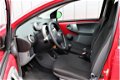 Toyota Aygo - 1.0-12V Now 5-DRS AIRCO 1e EIGENAAR NL AUTO DEALER OH - 1 - Thumbnail