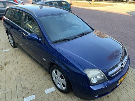 Opel Vectra Wagon - 2.2-16V Elegance - 1