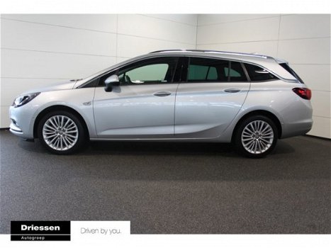 Opel Astra Sports Tourer - 1.4 Innovation 150PK (Navigatie - Climate Control - Achteruitrijcamera) - 1