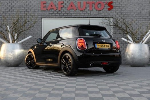 Mini Mini Cooper - 1.5 Pepper Serious Business / Aut / Navi / Ecc / Elec pakket / Led / Pdc / 17 Inc - 1