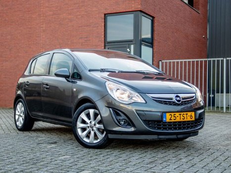 Opel Corsa - 1.4-16V Anniversary Edition - 1