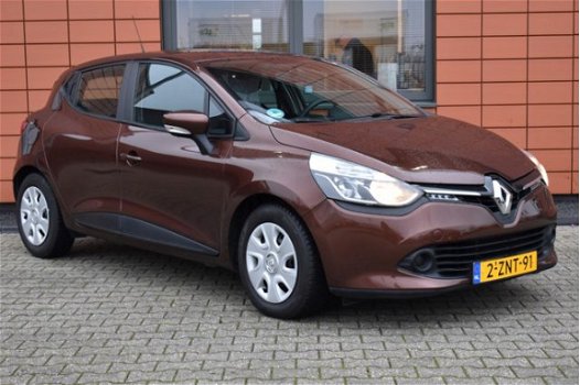 Renault Clio - 1.5 dCi ECO Expression Navigatie - 1