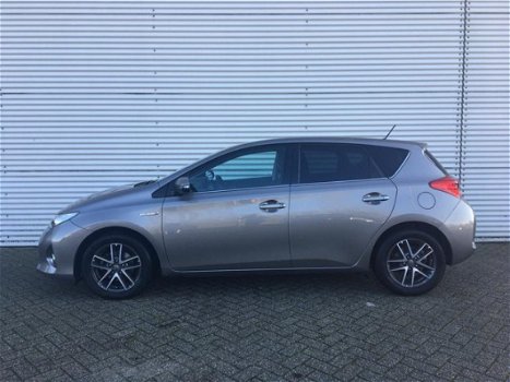 Toyota Auris - 1.8 Hybrid Aspiration / Camera / Clima / Lm Velgen / Cruise - 1