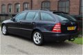 Mercedes-Benz C-klasse Combi - 320 Elegance leer. navi. orig NL - 1 - Thumbnail