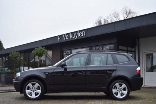 BMW X3 - xDrive25i Executive Leer Sportstoelen Navi Pdc - 1