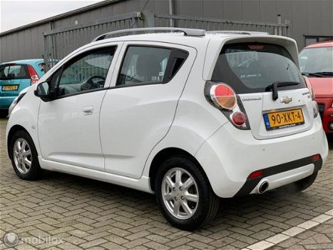 Chevrolet Spark - 1.0 16V LT White Limited Edition // 1e eigenaar // Luxe // Leer // - 1