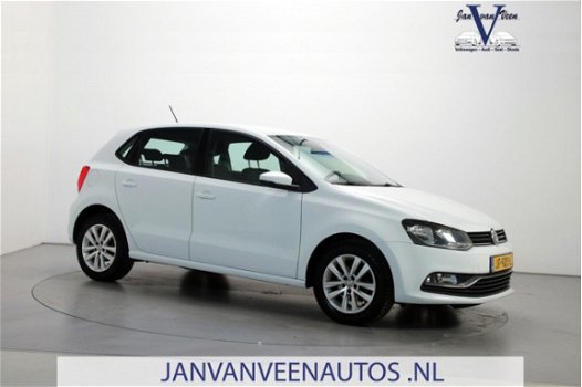 Volkswagen Polo - 1.2 TSI Comfortline Navigatie App-Connect Cruise Control Airco - 1