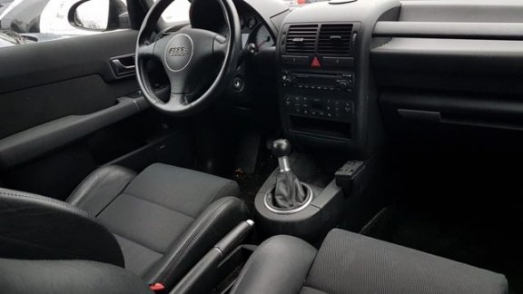 Audi A2 - 1.6 FSI S-Line, Motor loopt onregelmatig - 1