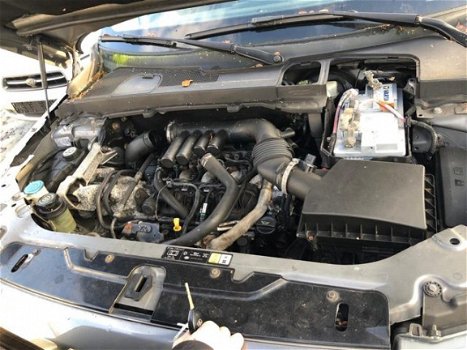 Land Rover Freelander - 2.2 TD4 HSE motor defect - 1