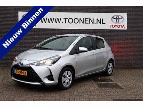 Toyota Yaris - 1.5 Hybrid Aspiration Navigatie-Parkeercamera - 1