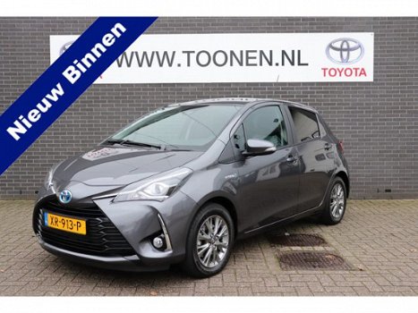 Toyota Yaris - 1.5 Hybrid Dynamic Navigatie-Lichtmetalen velgen - 1