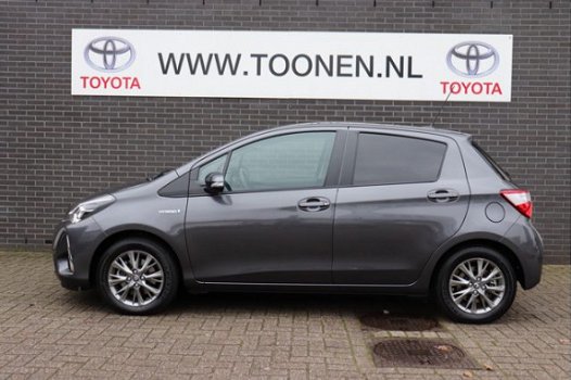 Toyota Yaris - 1.5 Hybrid Dynamic Navigatie-Lichtmetalen velgen - 1