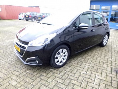 Peugeot 208 - Blue Lease 1.6 BlueHDi 100pk 5 drs. + Navigatie - 1