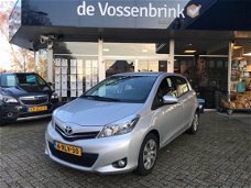 Toyota Yaris - 1.3 Vvt-i Aspiration Automaat 2e Eig. *Geen Afl.kosten