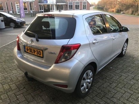 Toyota Yaris - 1.3 Vvt-i Aspiration Automaat 2e Eig. *Geen Afl.kosten - 1