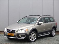 Volvo XC70 - D5 AWD AUT Summum 6 MND garantie / Leer / Trekhaak / Navi