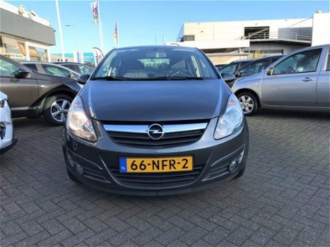 Opel Corsa - 1.2 16V 111 Edition Airco Cruise Navi LM 105.460km - 1