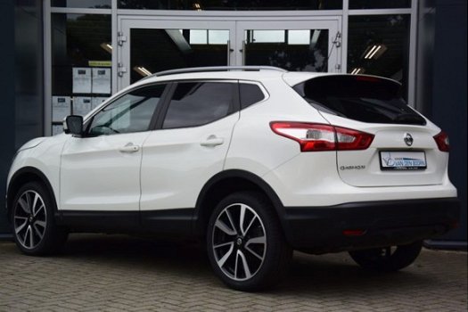 Nissan Qashqai - 1.6 TEKNA, Navi, Clima, PDC, Keyless entry, etc - 1