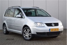 Volkswagen Touran - 1.6 Climate control Trekhaak Cruise Getint glas 7 persoons